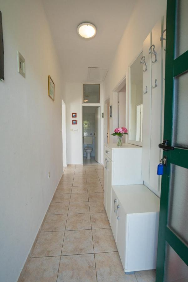 Kuca Za Odmor Denona Apartment Borovici Exterior photo